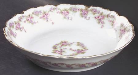 Bridal Wreath 8" Round Vegetable Bowl