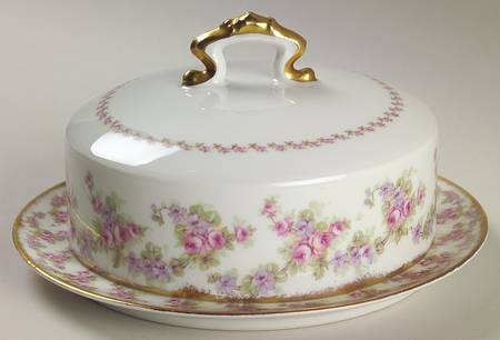 Bridal Wreath Round Covered Butter