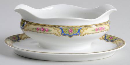 BWD23 Gravy Boat with Attached Underplate