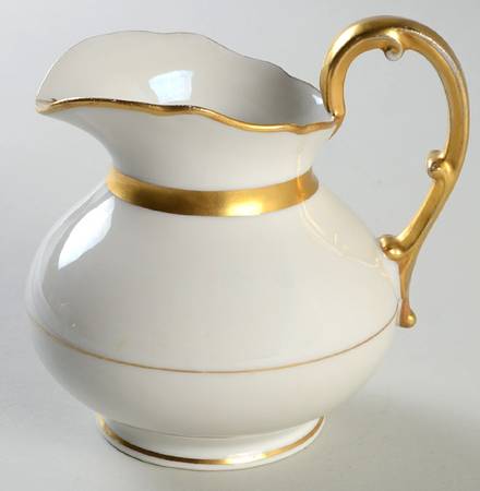 BWD27 Creamer