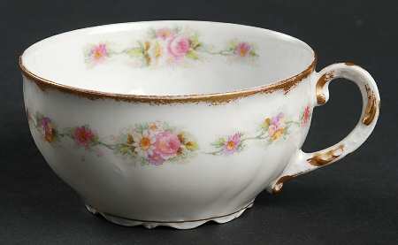 BWD31 Footed Cup