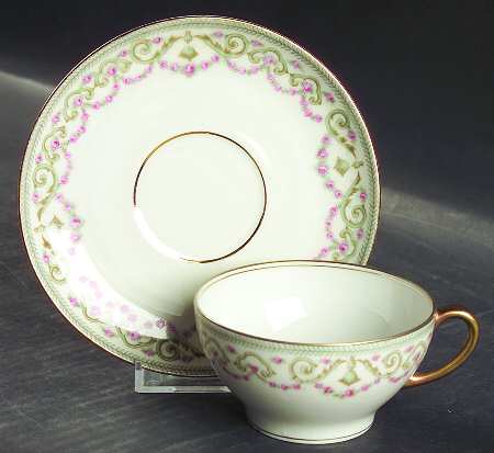 BWD34 Flat Cup & Saucer Set