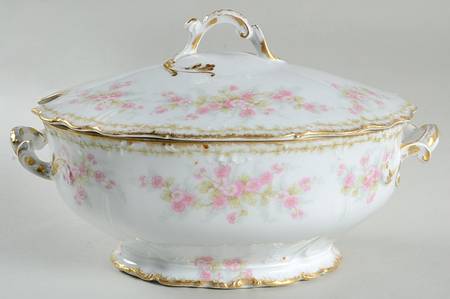 BWD4 Oval Tureen & Lid