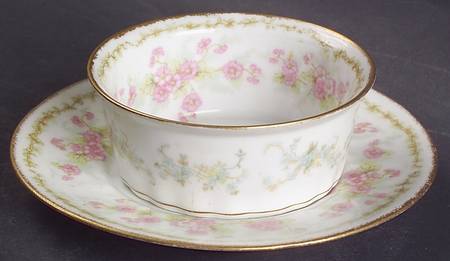BWD4 Ramekin & Saucer Set