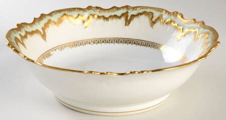 BWD47 9" Round Vegetable Bowl