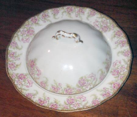 BWD48 Round Covered Butter