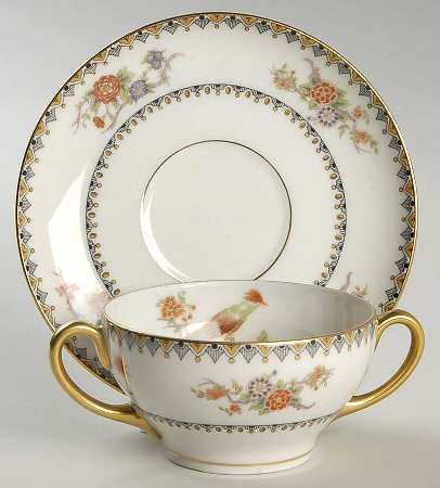 BWD5 Flat Bouillon Cup & Saucer