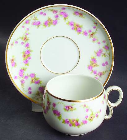BWD52 Flat Cup & Saucer Set