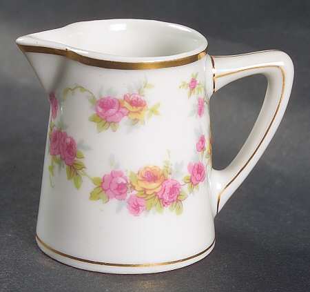 BWD52 Individual Creamer