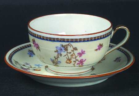 Vincennes Flat Cup & Saucer Set