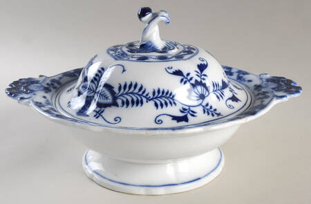 Meissen (Scalloped) Round Covered Vegetable
