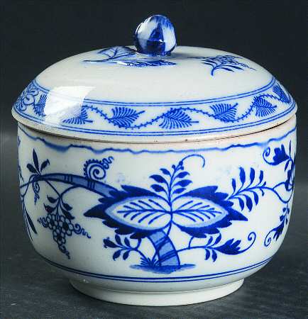 Meissen (Scalloped) Sugar Bowl & Lid