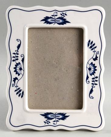 Blue Danube Frame-Holds 3" x 5"