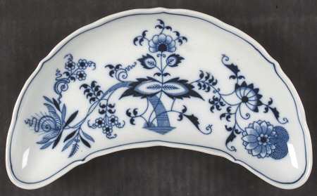 Blue Danube Crescent Salad Plate