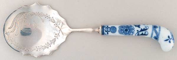 Blue Danube Pastry Server with Stainless Blade