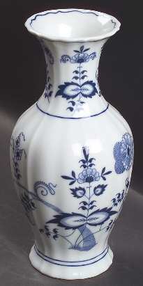 Blue Danube 9" Vase