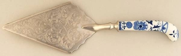 Blue Danube Pie Server with Stainless Blade