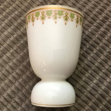 BER141 Single Egg Cup