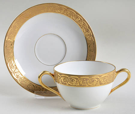 BOJ23 Flat Bouillon Cup & Saucer
