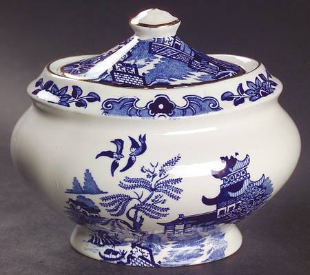 Willow Blue (Gold Trim) Sugar Bowl & Lid