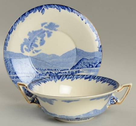 Britain Beautiful Footed Cream Soup Bowl & Saucer Set