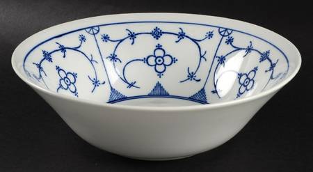 Indisch Blau 9" Round Vegetable Bowl