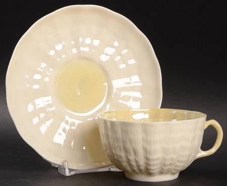 Tridacna Yellow (No Trim) Flat Cup & Saucer Set