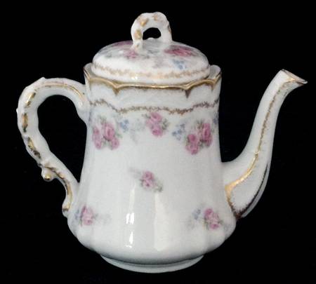 BOG17 Teapot & Lid