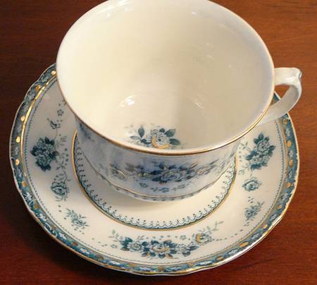 Florian Footed Cup & Saucer Set