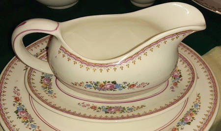 Windsor Gravy Boat & Underplate
