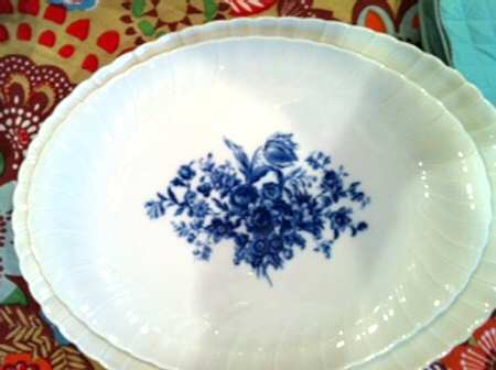 BER157 12" Oval Serving Platter