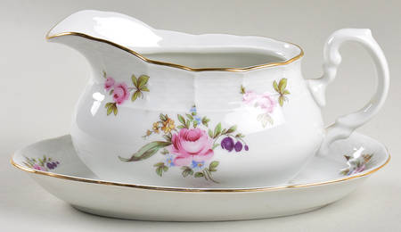 Minuet Gravy Boat & Underplate