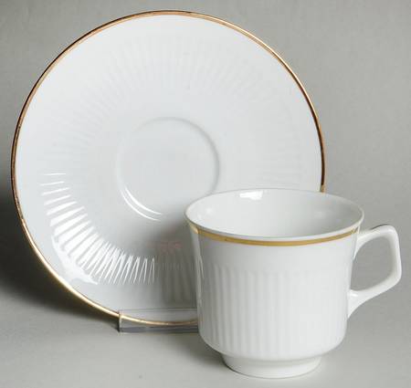 BTH66 Flat Cup & Saucer Set