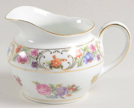 Royal Creamer