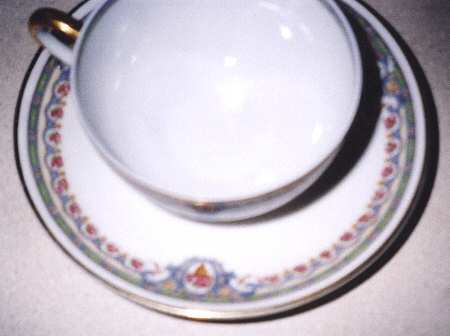 BER168 Flat Cup & Saucer Set