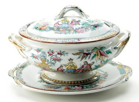 Pekin Tureen & Lid w/Underplate