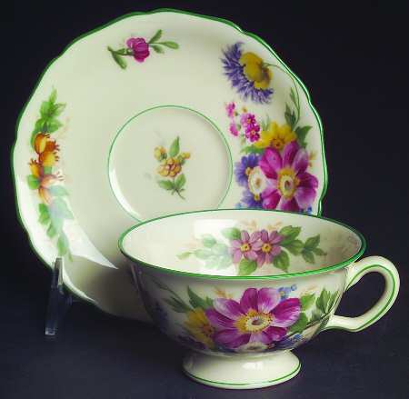 Sorrento Footed Cup & Saucer Set