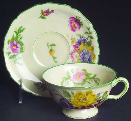 Sorrento Footed Cup & Saucer Set