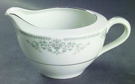 BAI1 Creamer by Banbury Inn