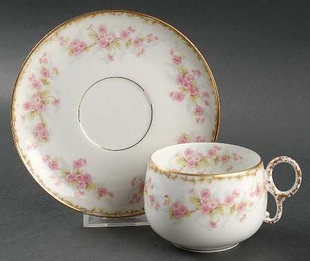 BWD4 (Smooth) Flat Cup & Saucer Set