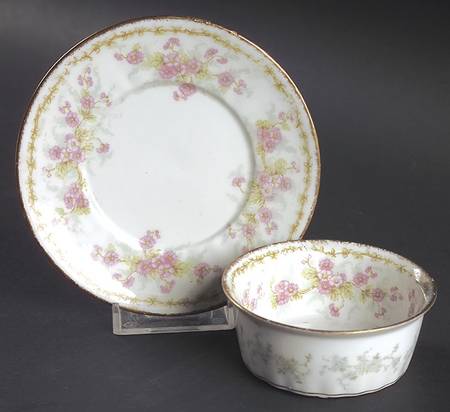 BWD4 (Smooth) Ramekin & Saucer Set