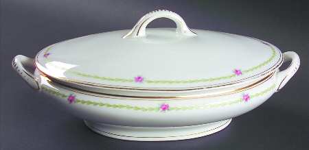BSS36 Oval Covered Vegetable