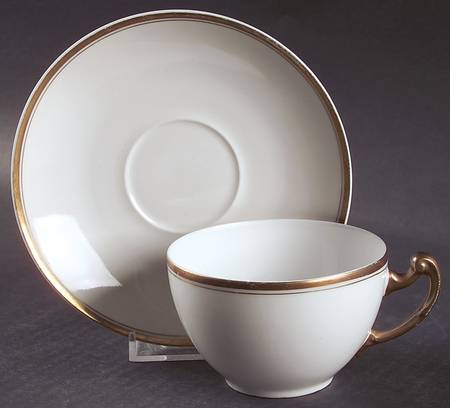BLH5 Flat Cup & Saucer Set