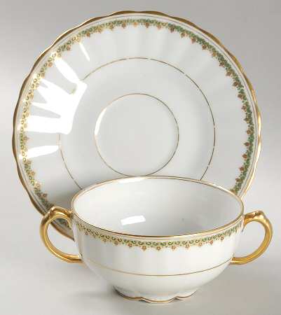 BWD206 Flat Bouillon Cup & Saucer