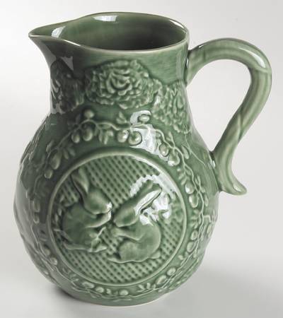Rabbit Green 48 Oz Pitcher