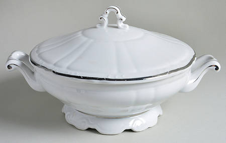 Du Barry Round Covered Vegetable