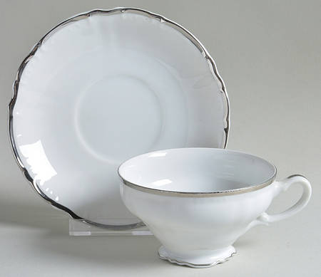 Du Barry Footed Cup & Saucer Set