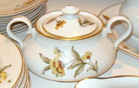 BGT4 Sugar Bowl & Lid