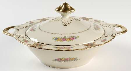 Monica Round Covered Vegetable by Black Knight