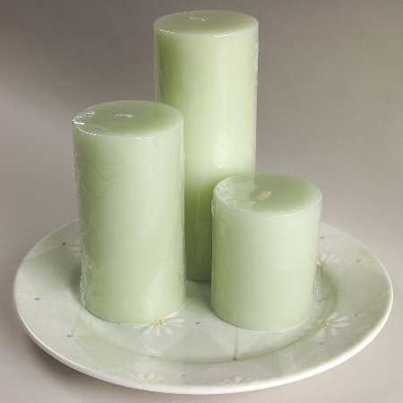 Loves Me 4 Piece Candle Garden (Plate w/ 3 Pillar Candles)